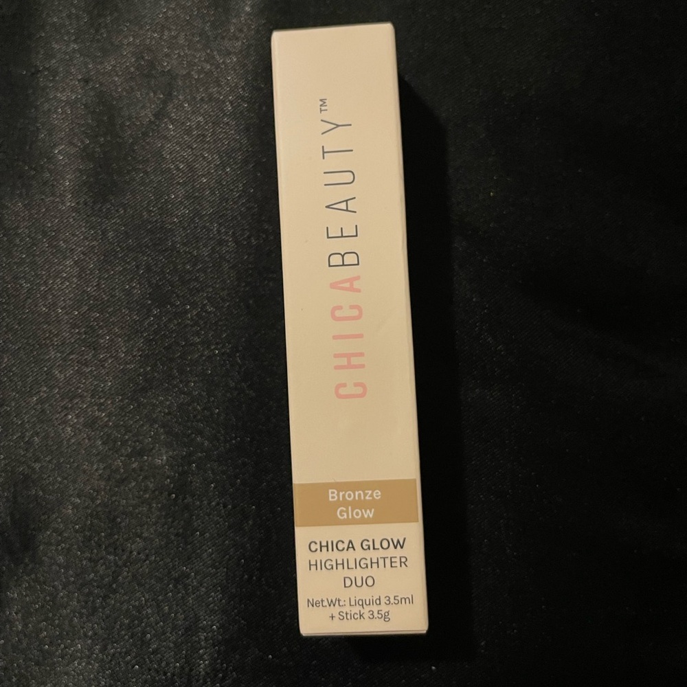 Chica Beauty Highlighter Duo